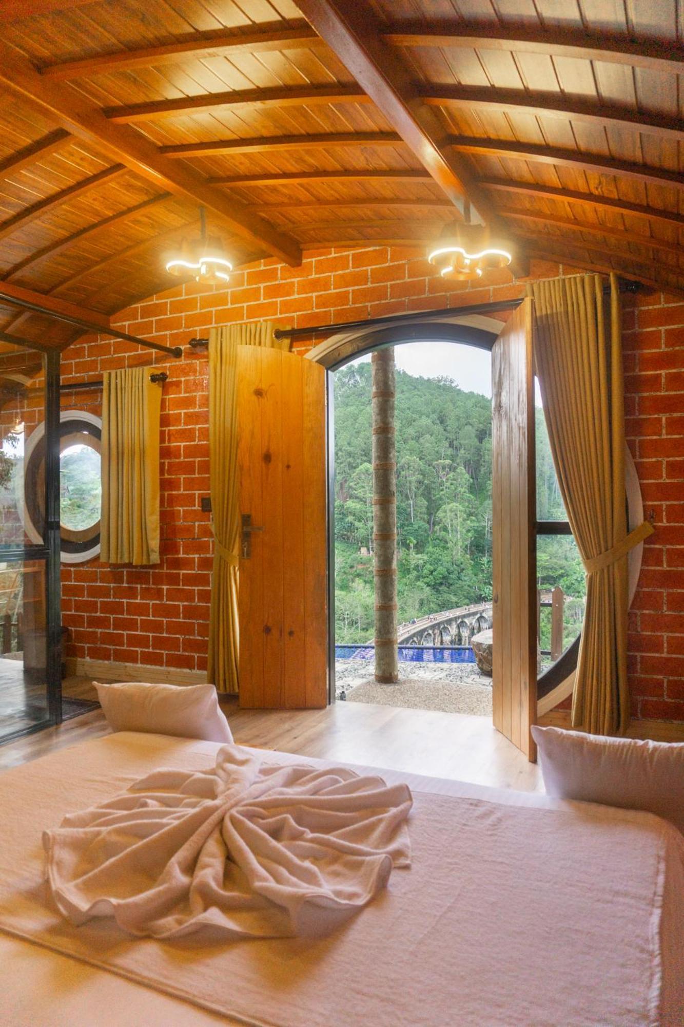Bed and Breakfast Hobbit Hole Hideaway à Ella Extérieur photo